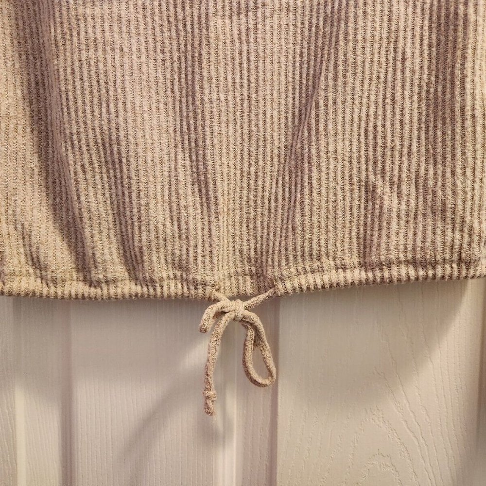 Abercrombie & Fitch Beige Long Sleeve Tie Crop Top Women's Size XS - Picture 3 of 4